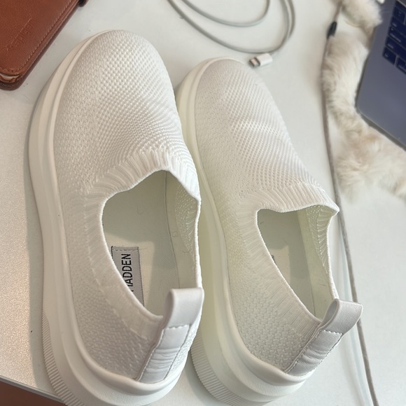 Steve Madden Womens Ben White Knit Athletic and Training Shoes Sneaker (6.5) - Picture 5 of 7